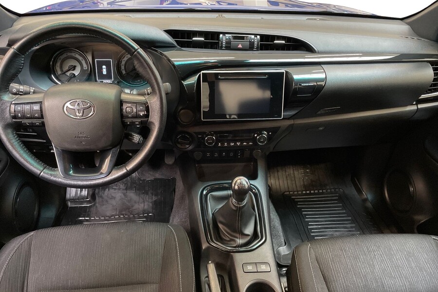 Toyota Hilux vaihtoauto