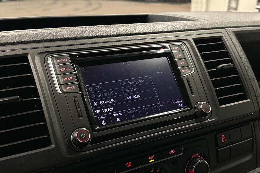 Volkswagen Transporter vaihtoauto