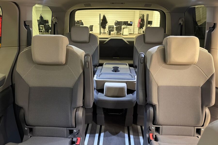 Volkswagen Multivan vaihtoauto