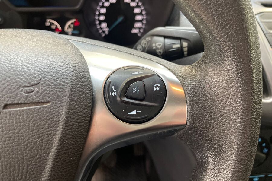 Ford Transit Connect vaihtoauto