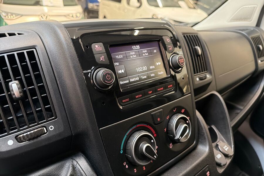 Peugeot Boxer vaihtoauto