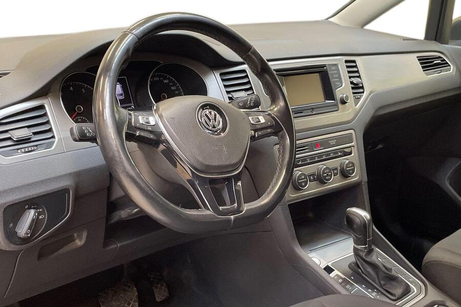 Volkswagen Golf Sportsvan vaihtoauto