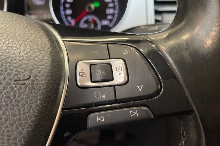 Volkswagen Golf Sportsvan vaihtoauto