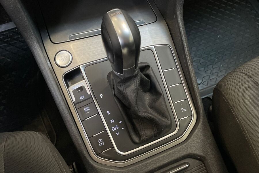 Volkswagen Golf Sportsvan vaihtoauto