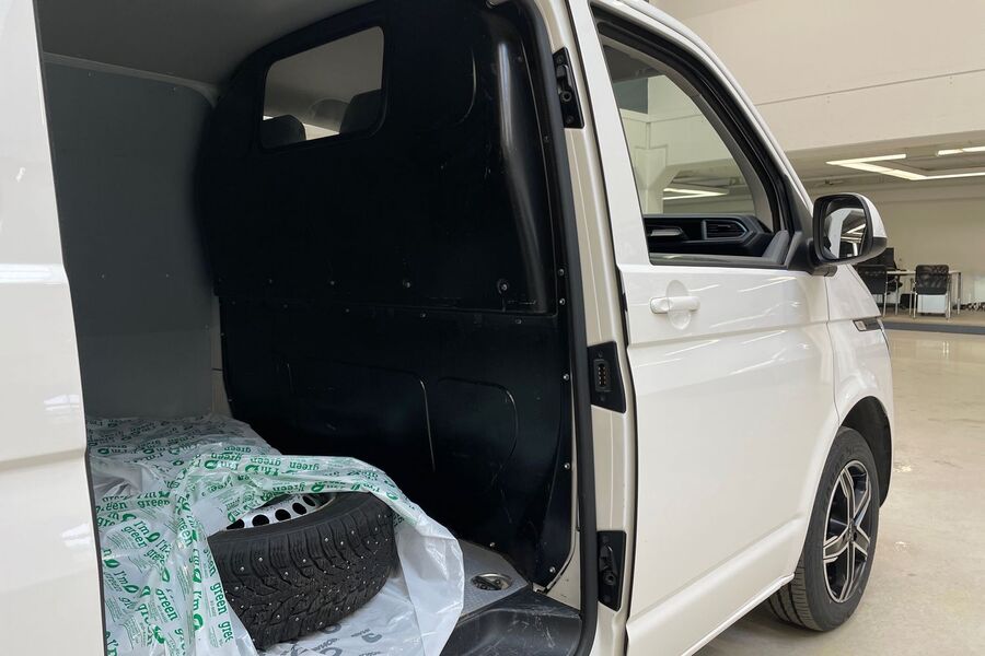 Volkswagen Transporter vaihtoauto