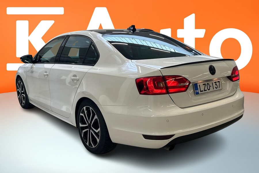 Volkswagen Jetta vaihtoauto