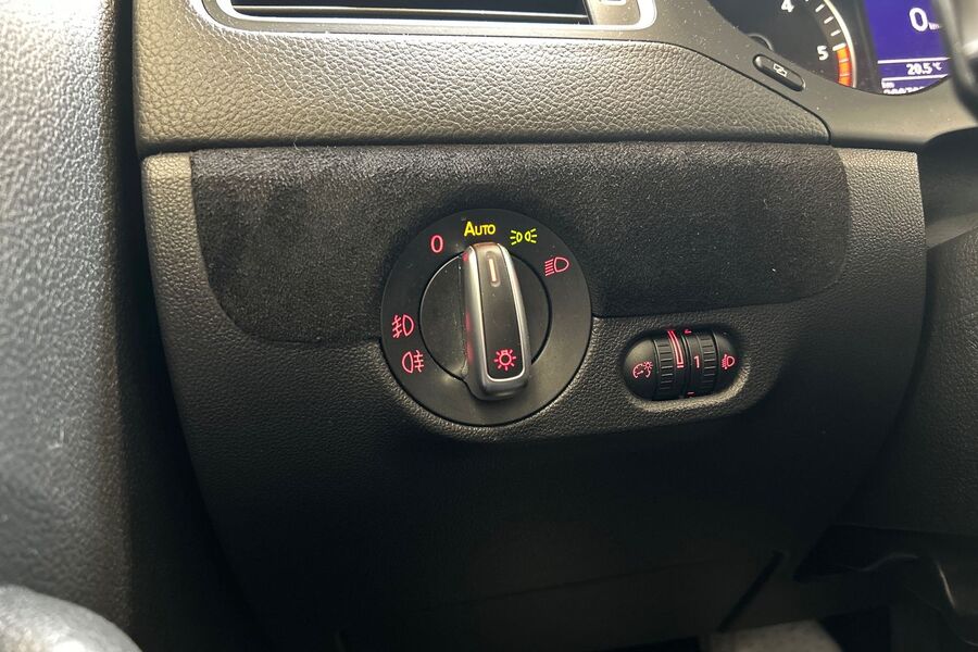 Volkswagen Jetta vaihtoauto