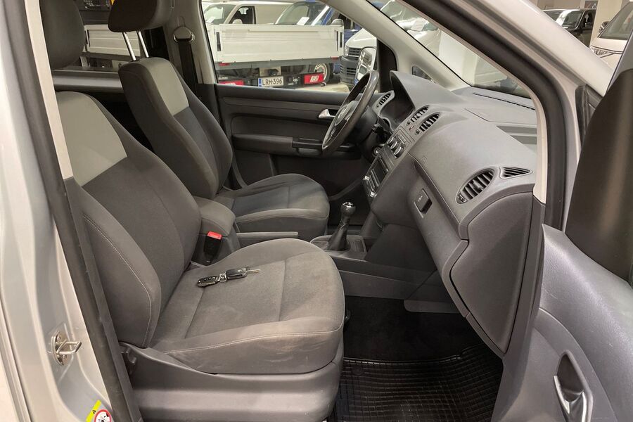 Volkswagen Caddy Maxi vaihtoauto