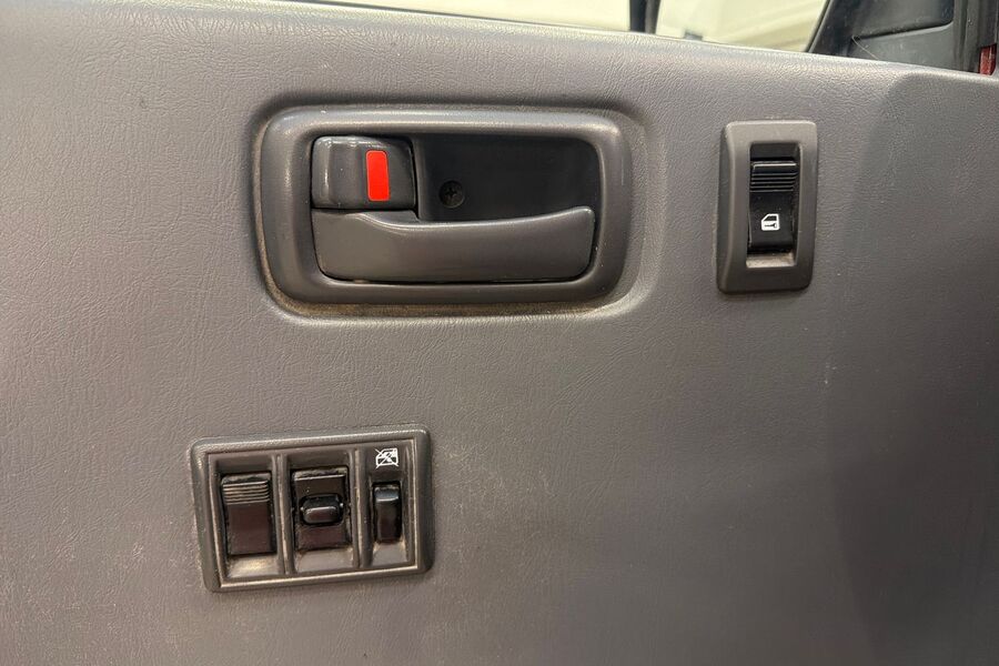 Toyota Hiace vaihtoauto