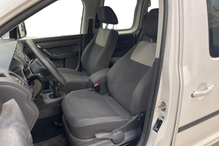 Volkswagen Caddy Maxi vaihtoauto