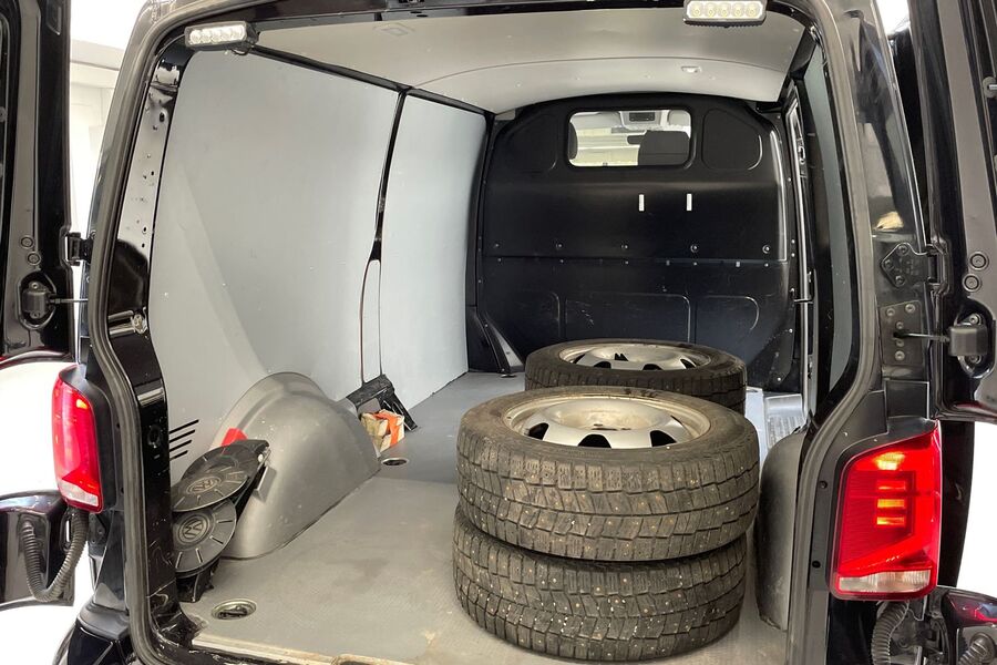 Volkswagen Transporter vaihtoauto