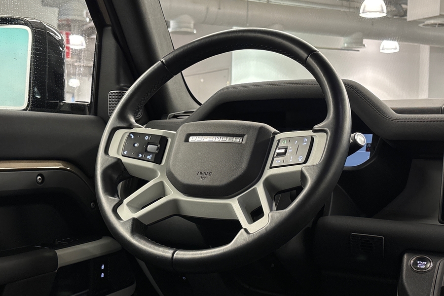 Land Rover Defender vaihtoauto