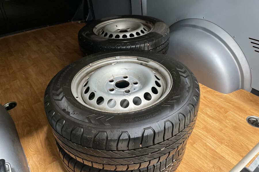 Volkswagen Transporter vaihtoauto