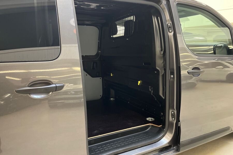 Toyota Proace vaihtoauto