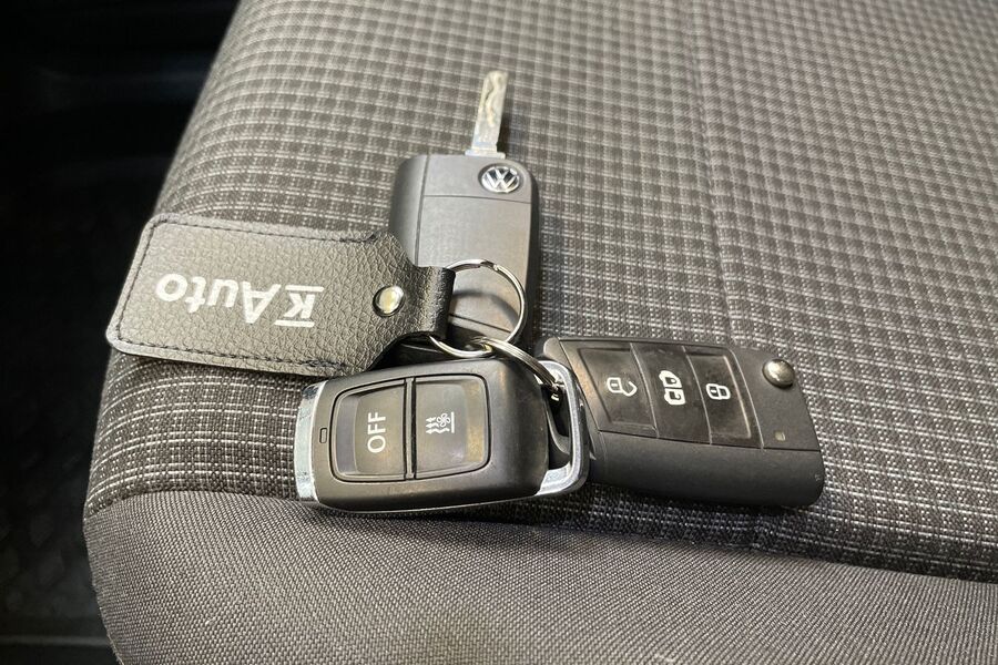 Volkswagen Caddy Maxi vaihtoauto