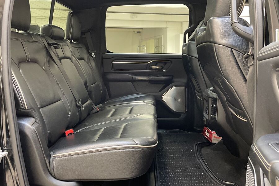 Dodge Ram vaihtoauto