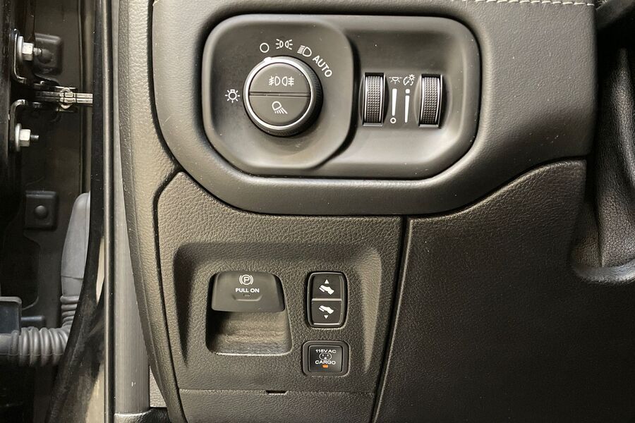 Dodge Ram vaihtoauto