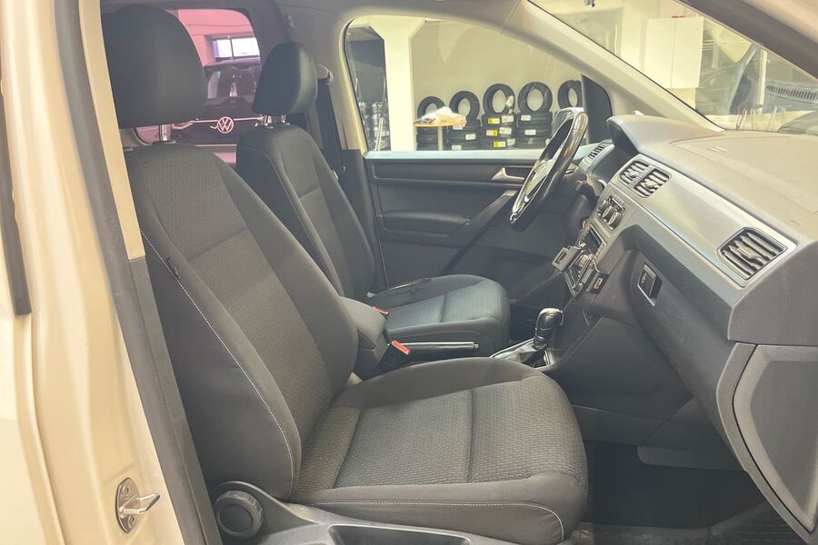 Volkswagen Caddy Maxi vaihtoauto