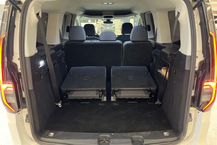 Volkswagen Caddy Maxi vaihtoauto