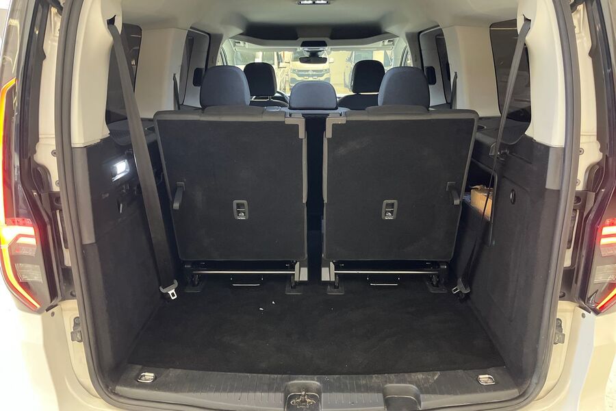 Volkswagen Caddy Maxi vaihtoauto