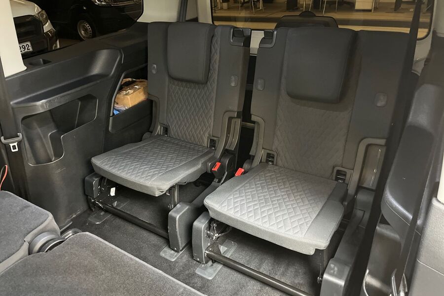 Volkswagen Caddy Maxi vaihtoauto