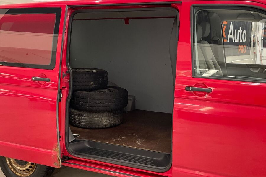 Volkswagen Transporter vaihtoauto