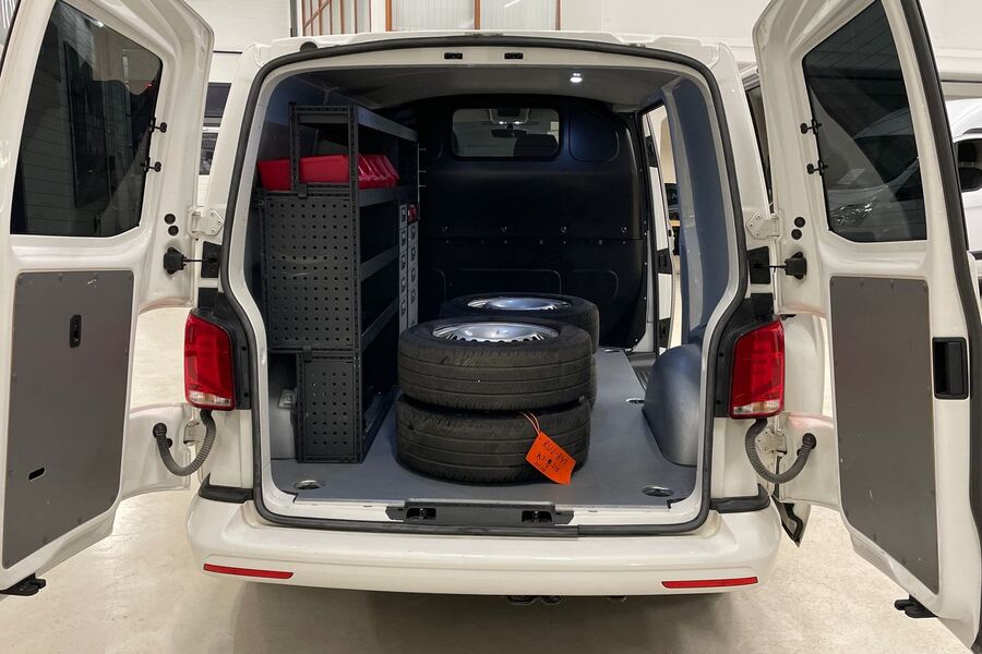 Volkswagen Transporter vaihtoauto