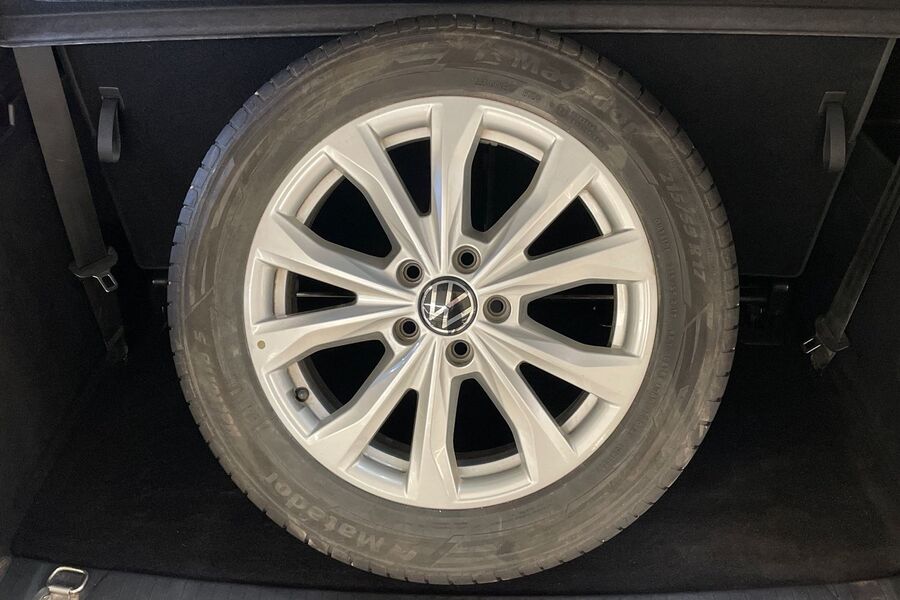 Volkswagen Caddy Maxi vaihtoauto