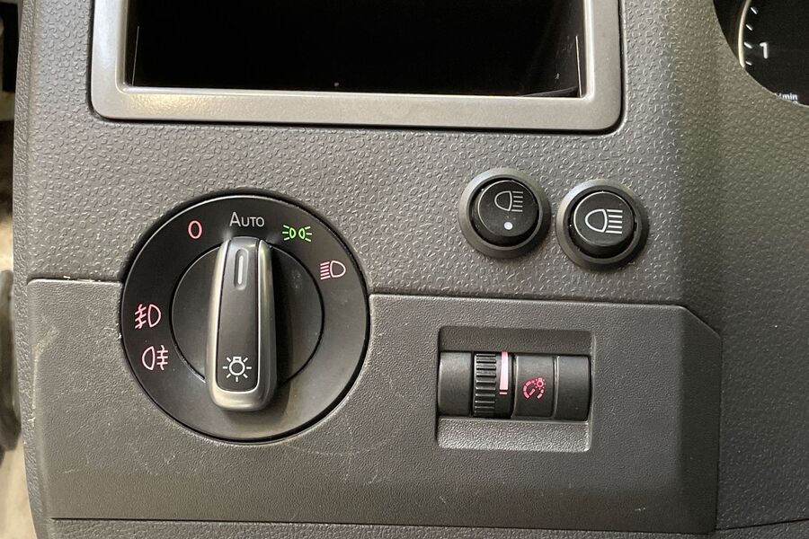 Volkswagen Caravelle vaihtoauto