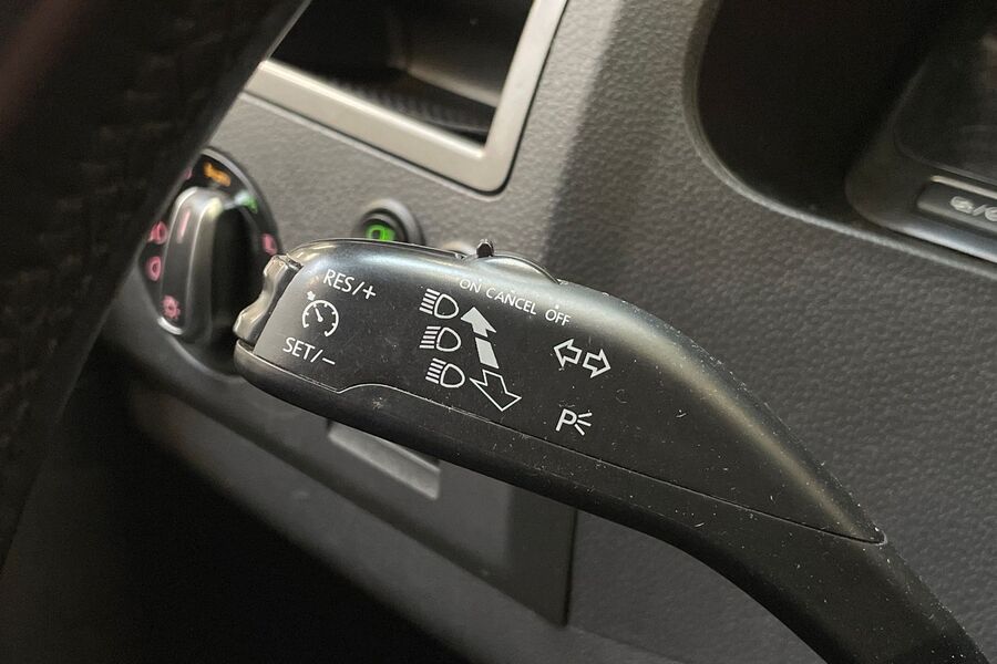 Volkswagen Caravelle vaihtoauto