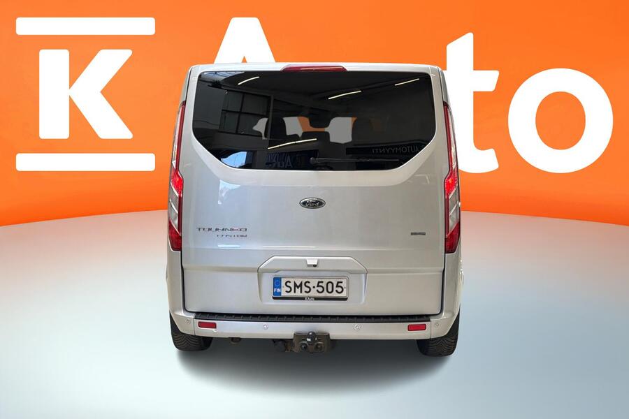 Ford Tourneo Custom vaihtoauto