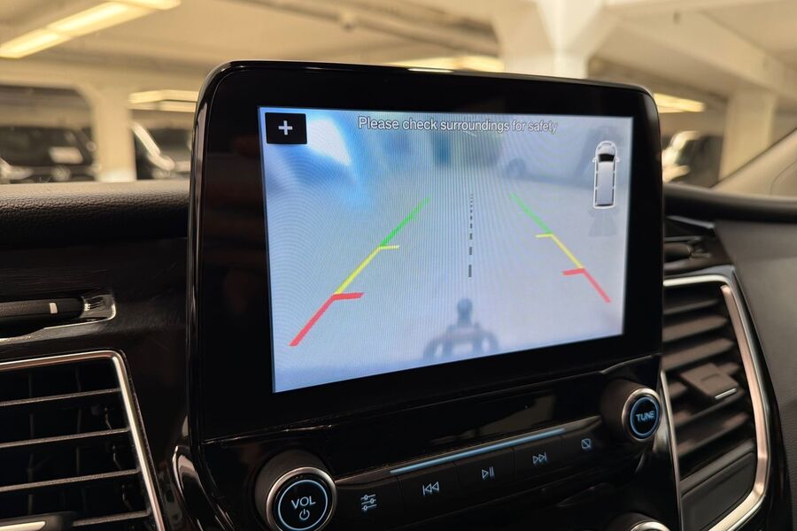 Ford Tourneo Custom vaihtoauto