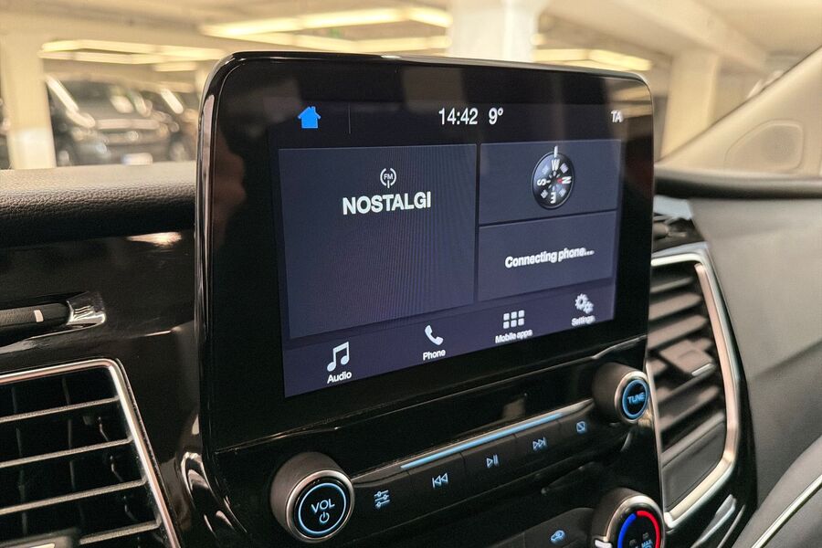 Ford Tourneo Custom vaihtoauto