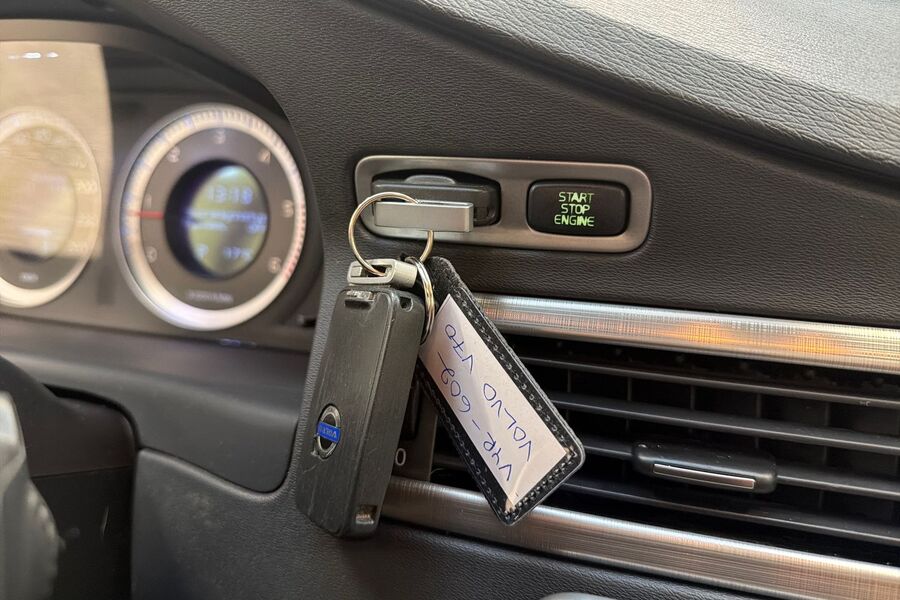 Volvo V70 vaihtoauto