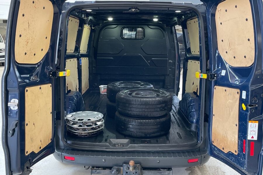 Ford Transit Custom vaihtoauto