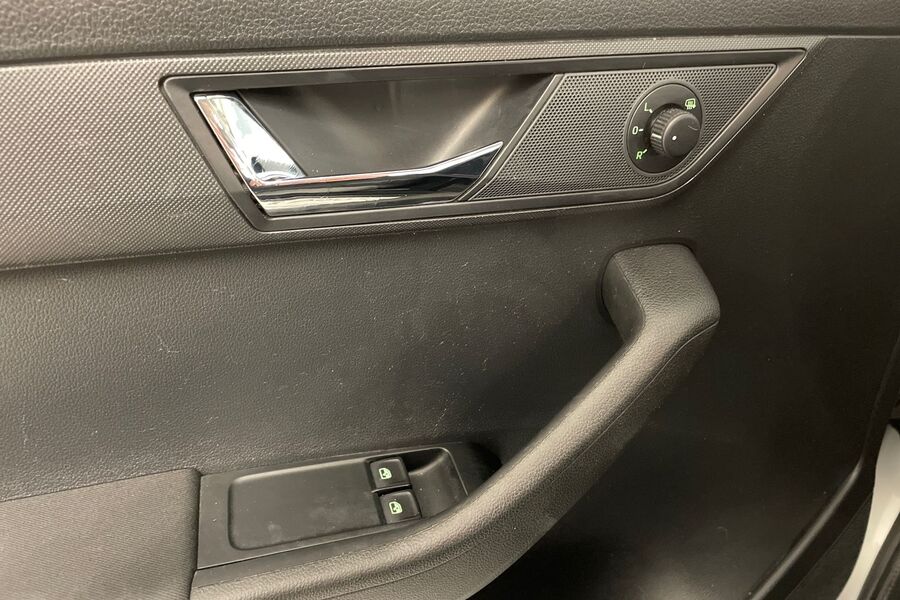 Skoda Fabia vaihtoauto