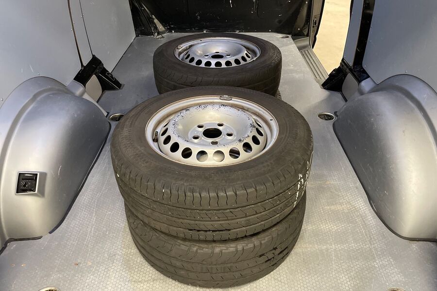 Volkswagen Transporter vaihtoauto