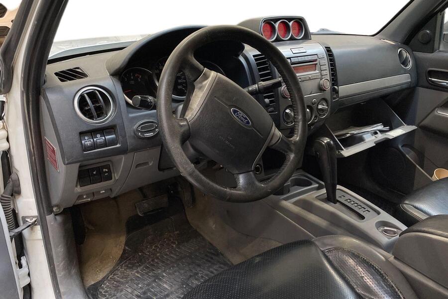 Ford Ranger vaihtoauto