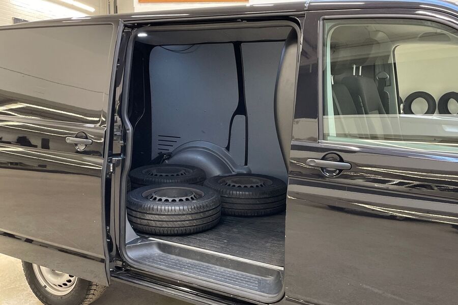 Volkswagen Transporter vaihtoauto