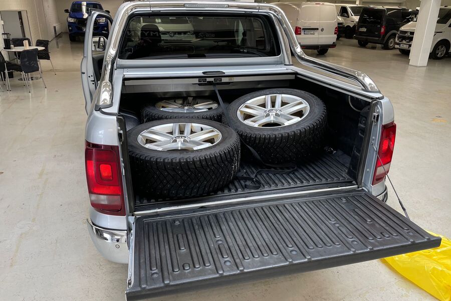 Volkswagen Amarok vaihtoauto