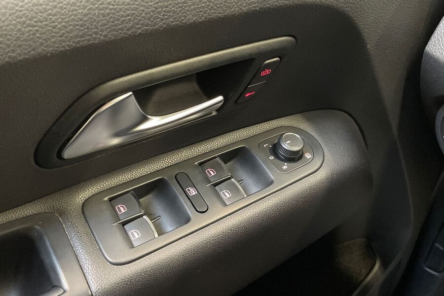 Volkswagen Amarok vaihtoauto