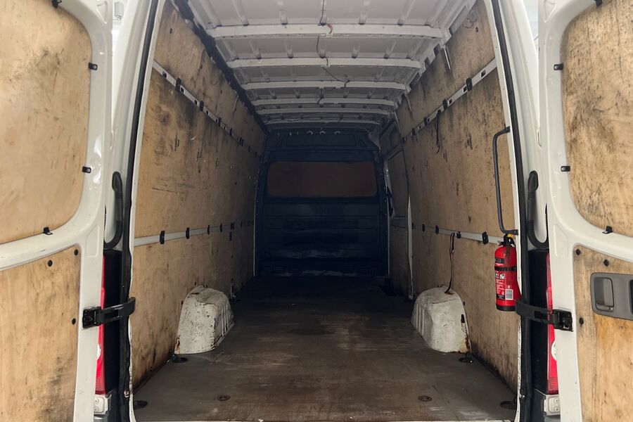 Volkswagen Crafter vaihtoauto