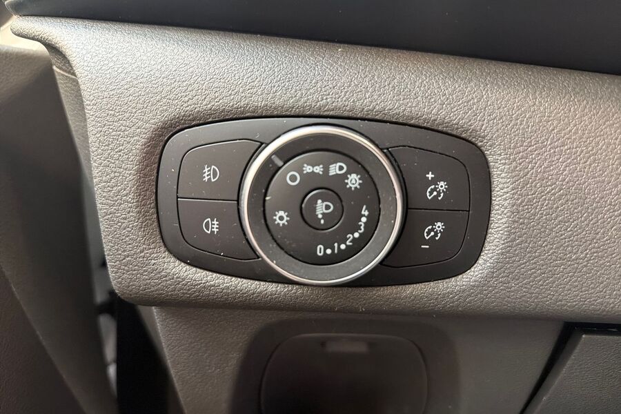 Ford Transit Custom vaihtoauto