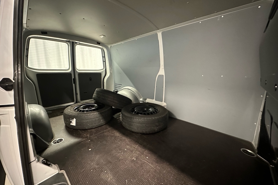 Volkswagen Transporter vaihtoauto