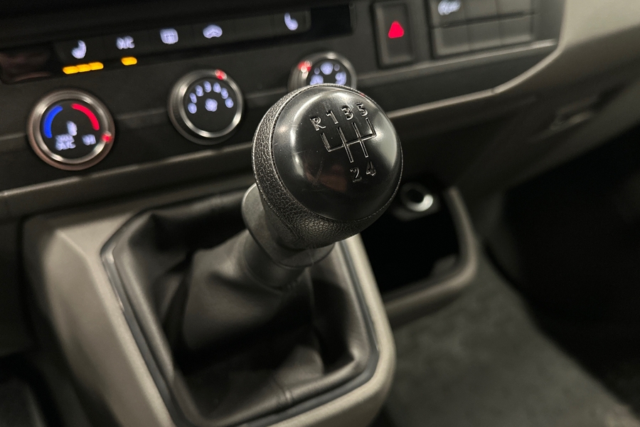 Volkswagen Transporter vaihtoauto