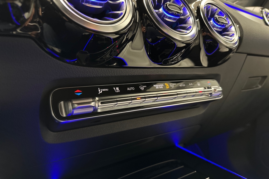 Mercedes-Benz EQA vaihtoauto