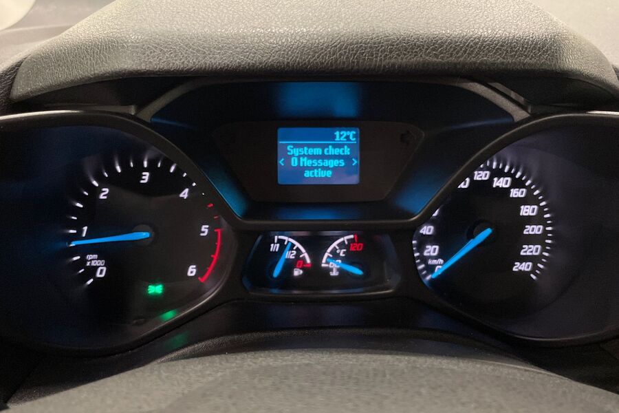 Ford Tourneo Connect vaihtoauto