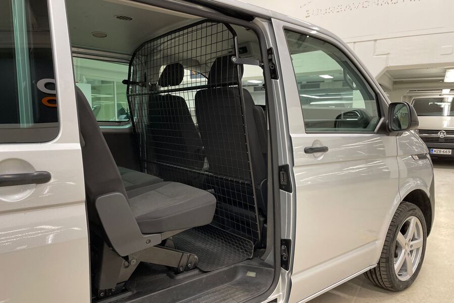 Volkswagen Caravelle vaihtoauto