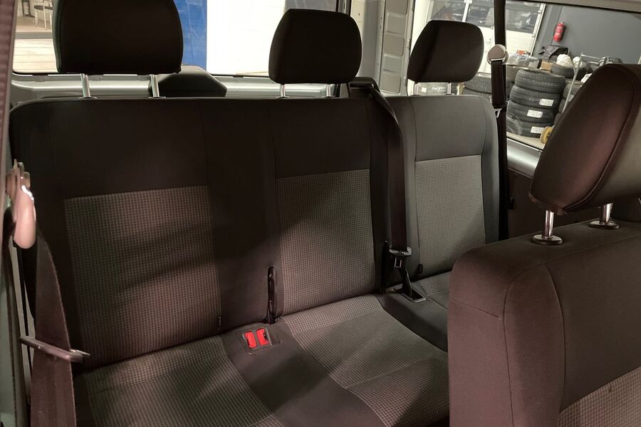 Volkswagen Caravelle vaihtoauto