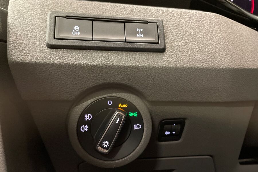 Volkswagen Caravelle vaihtoauto